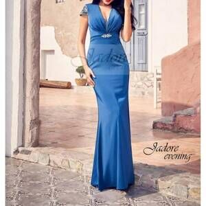 NEW JADORE evening gown in navy